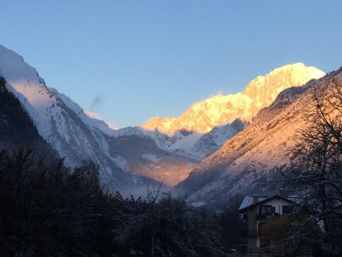 La Maison Du Pont Mont Blanc 2 La Salle Zewnętrze zdjęcie